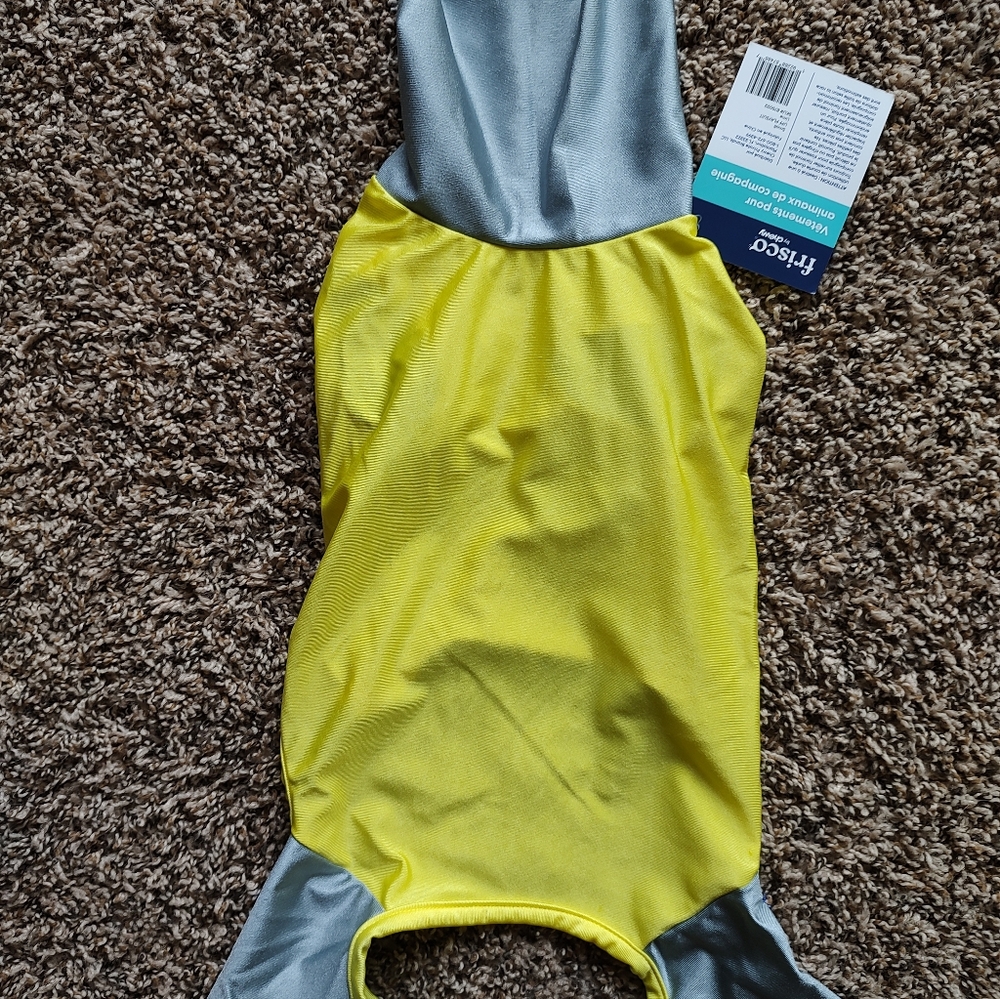 Chewy Frisco UPF Colorblock Dog/Cat Playsuit
